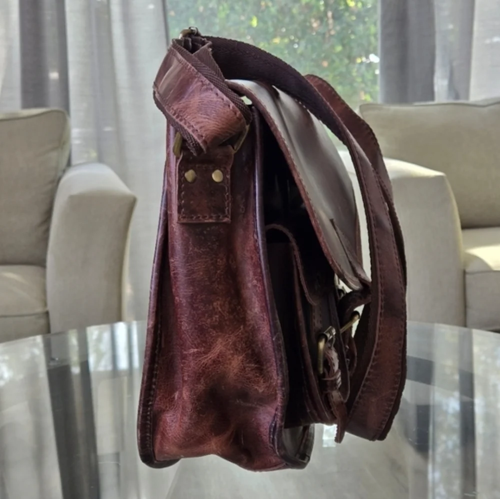 Western Rugged Distressed Grunge Brown Leather Boho Cowboy Messenger Utility Bag